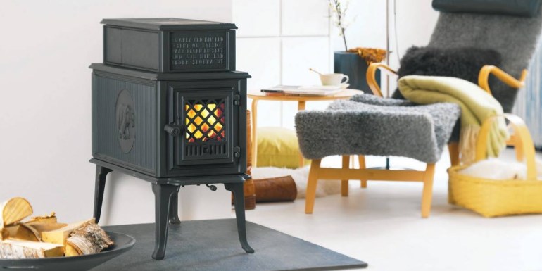 A Norwegian woodstove by the Jotul company, my parents have one too, lovely classic design