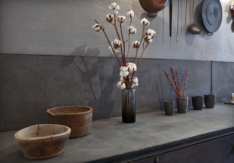 Concrete couter and backslash in interior designer Pietro Russo's own home