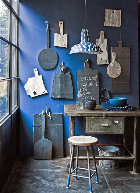 Classic Blue walls - via Interior Junkie