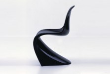 THE PANTON CHAIR