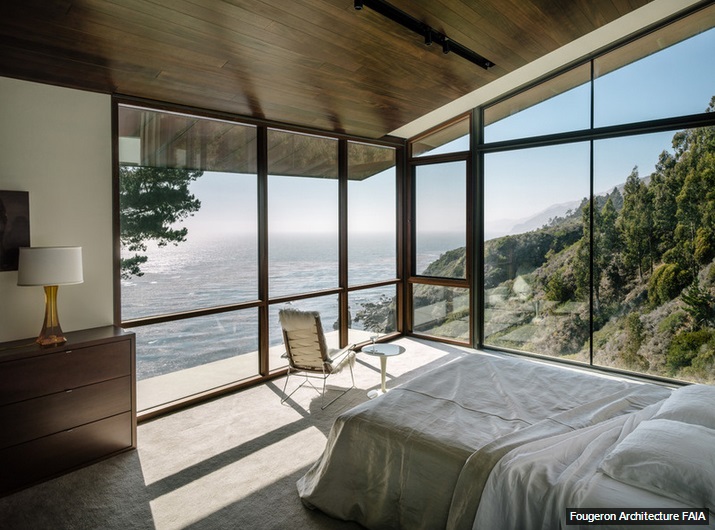Beach house in Chili designed by Raimundo Anguita via ArchDaily