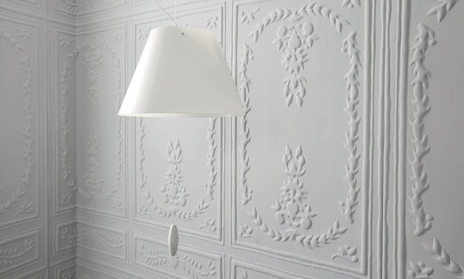 Elitis Chance wallpaper, faux panelling