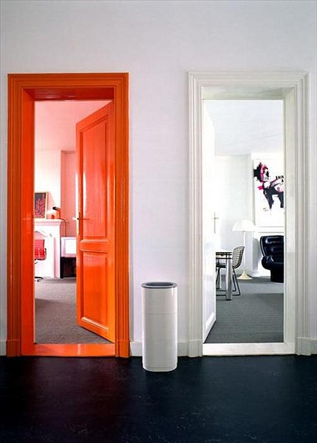 Orange eye-catcher - via Flickr