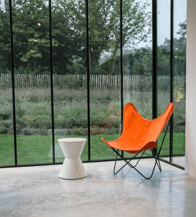 via Belgian interior designer Benoit Viaene