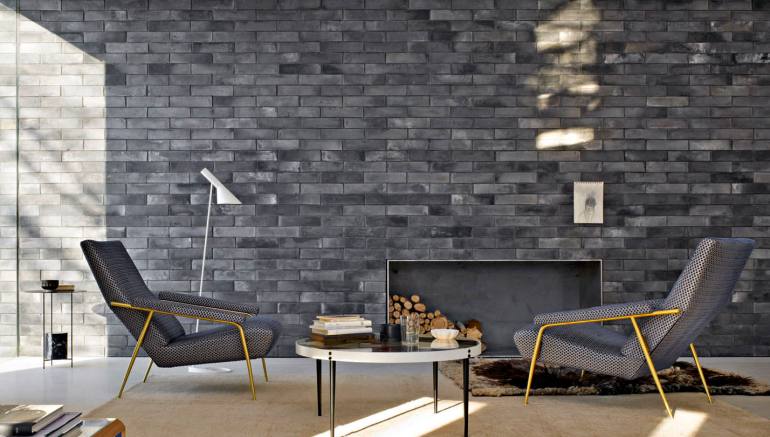 Contemporary leather armchair by Gio Ponti
